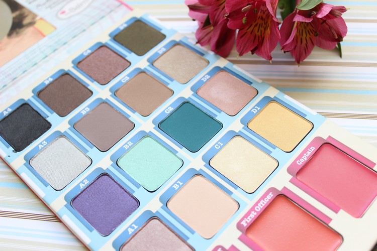 the_balm_voyage_palette_04