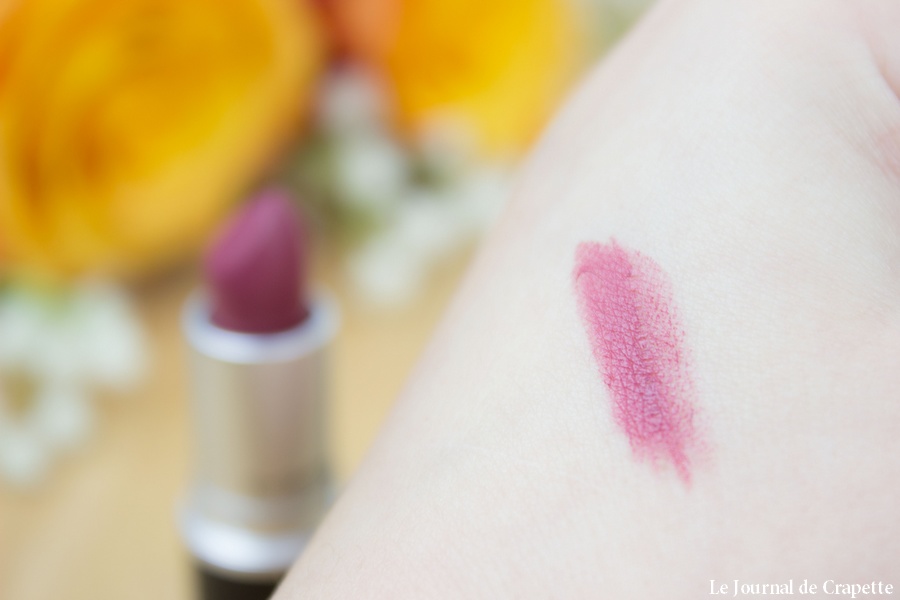 mac-amorous-rouge-a-levres-swatch