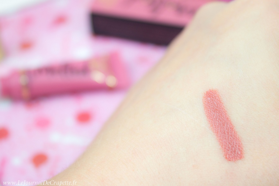 melted-too-faced-chihuahua-swatch