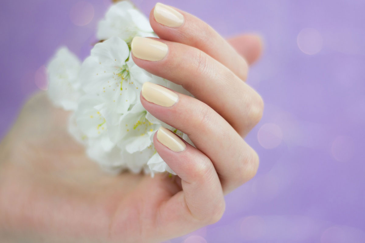 mavala-white-orchid-vernis-delicate