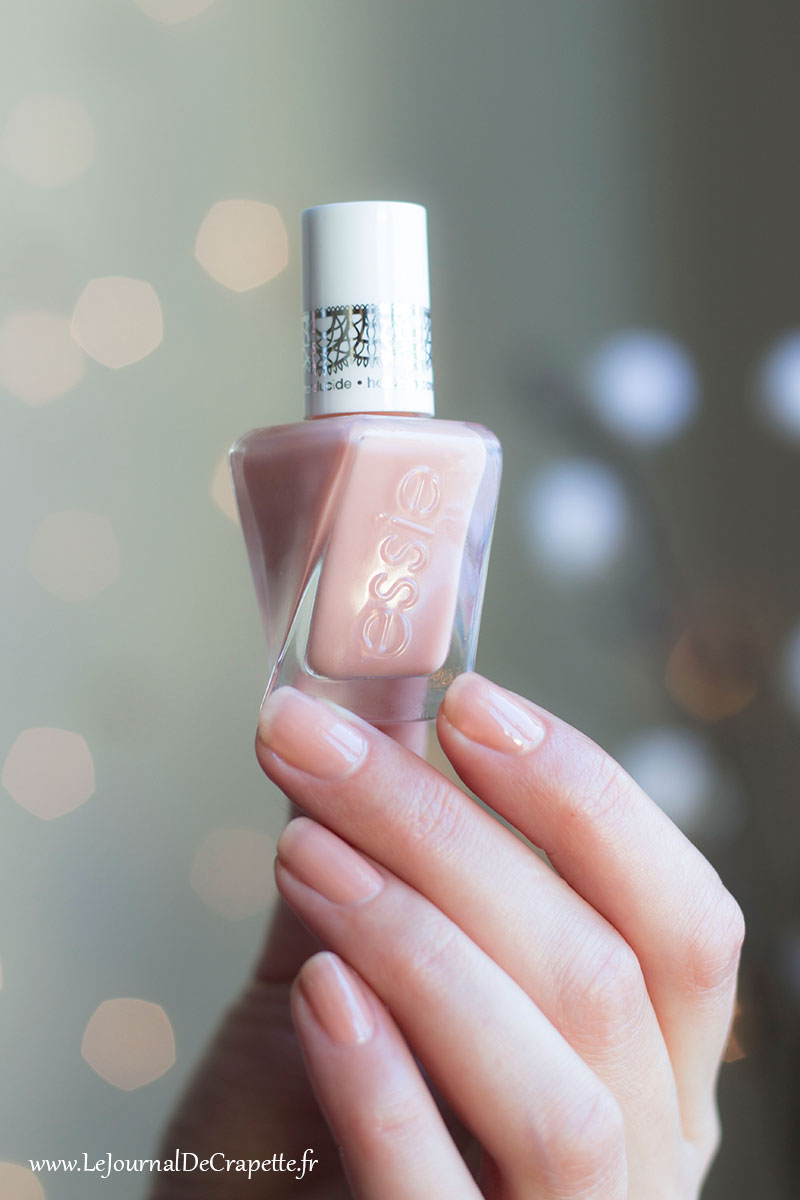 Vernis Essie Gel couture Sheer Sillhouette