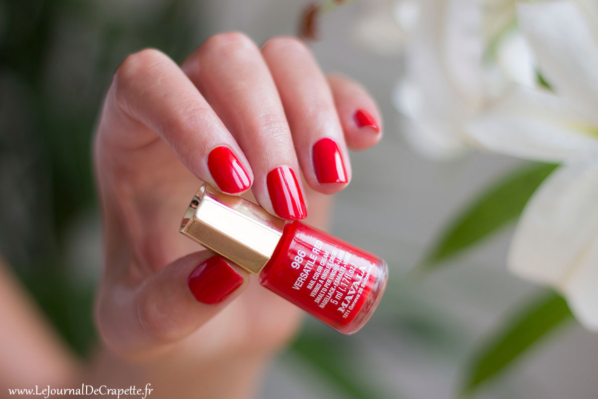 Versatile red mavala swatch