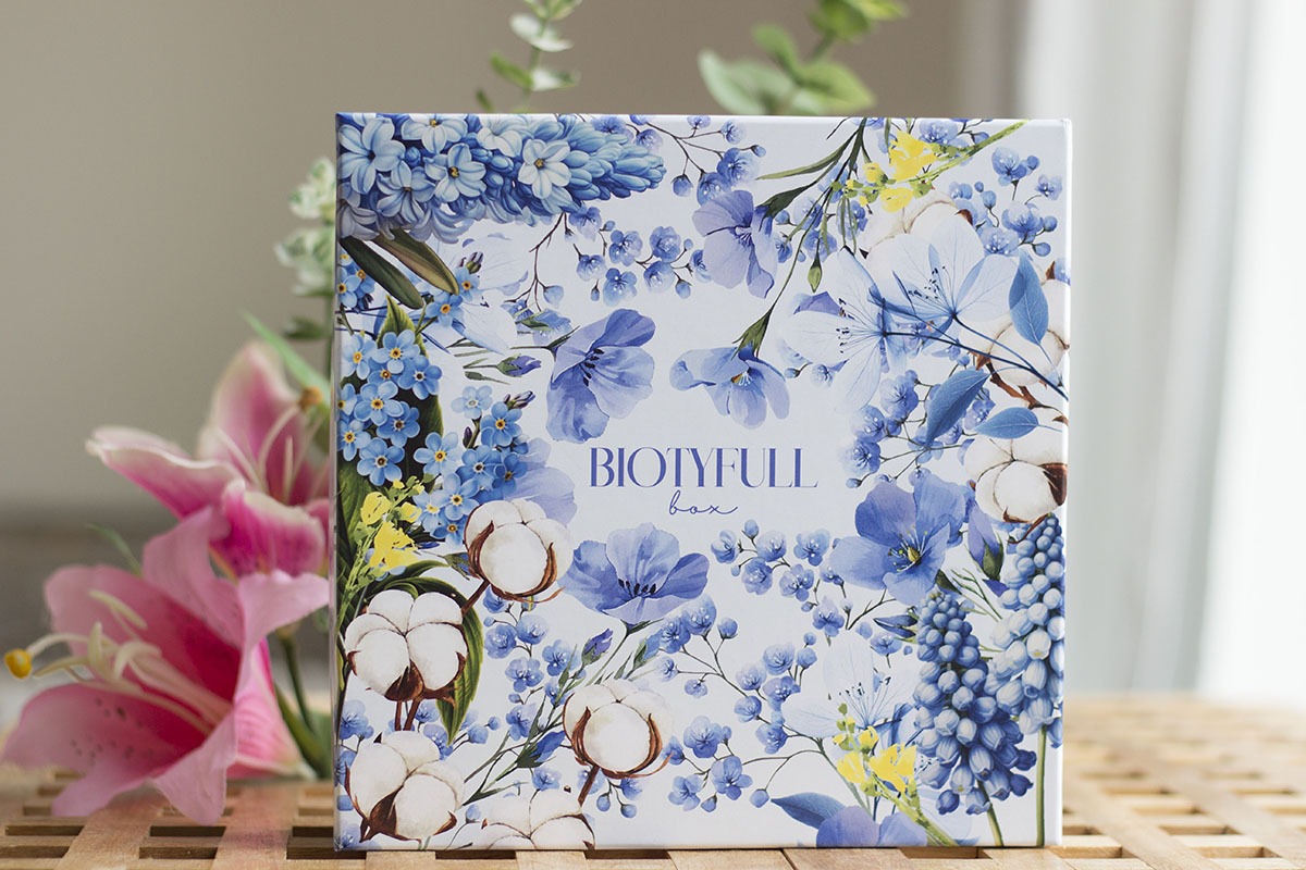 Biotyfull Box Janvier 2026 : On craque pour l'édition "Bleu Cocoon" ? 
