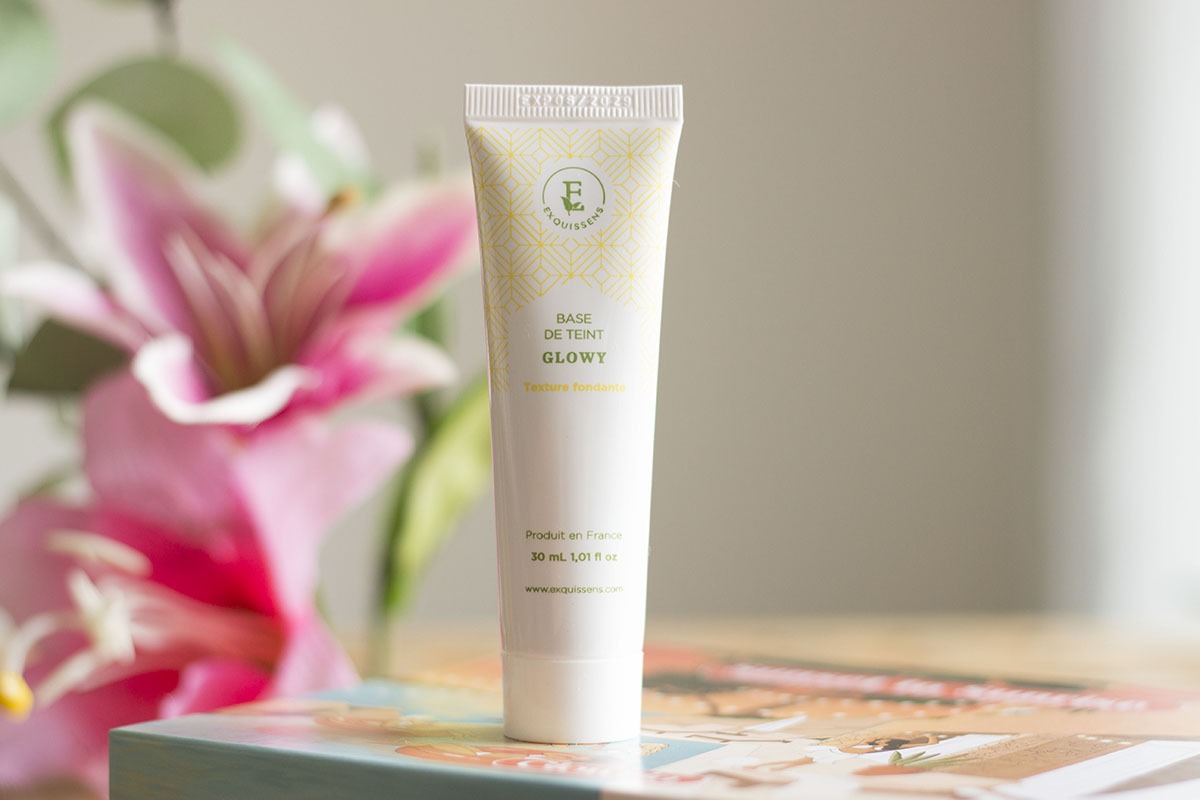 La Base de Teint Glowy EXQUISSENS